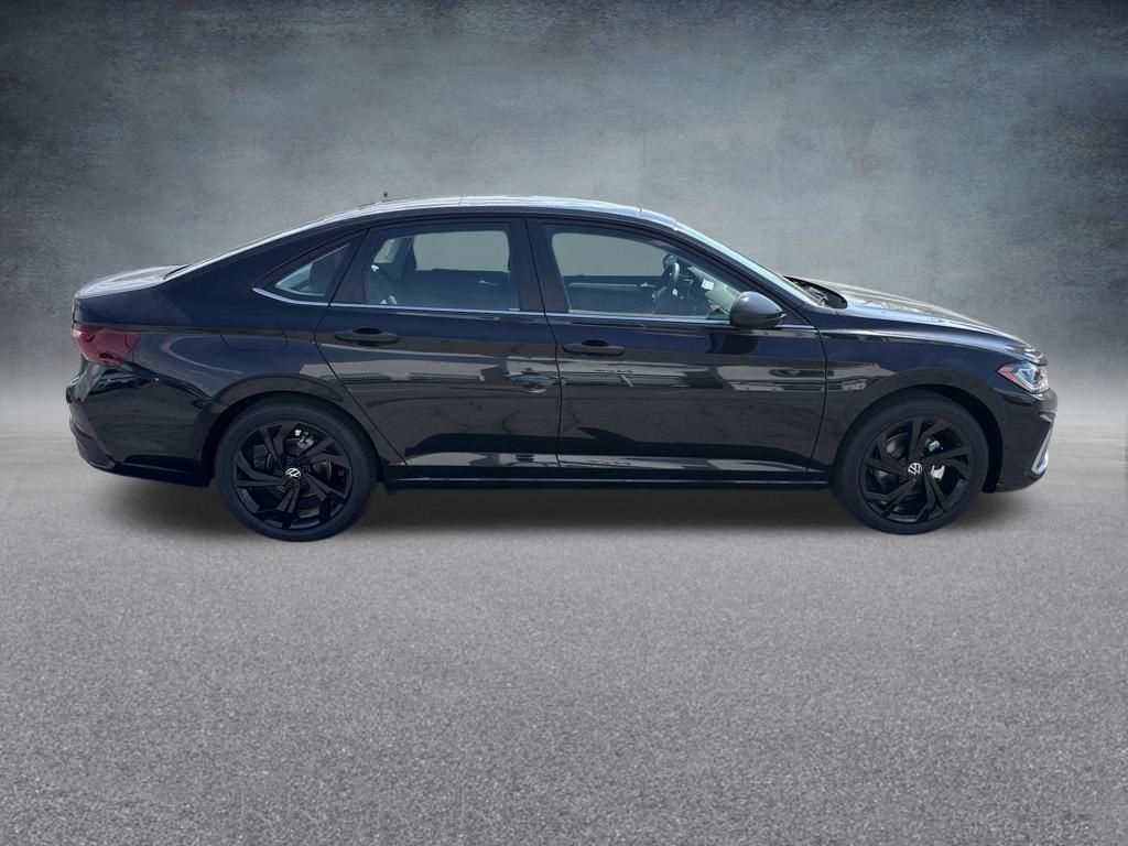 New 2026 Black Volkswagen 1.5T SE image 6