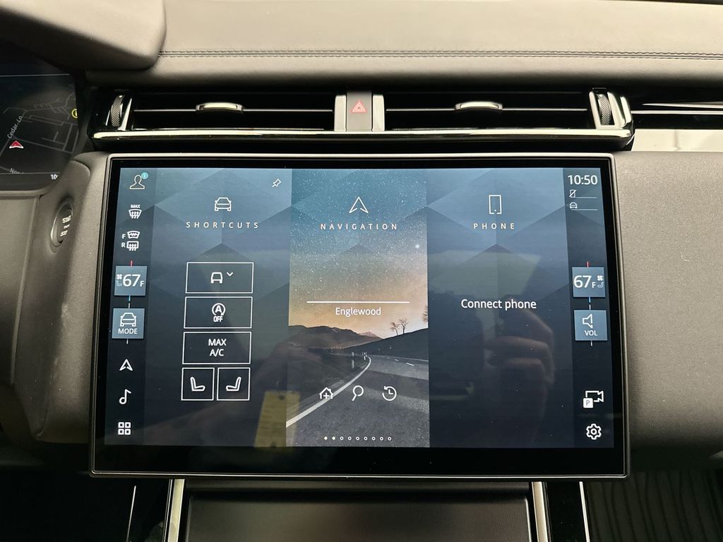 2026 Land Rover Range Rover Velar Dynamic SE 12