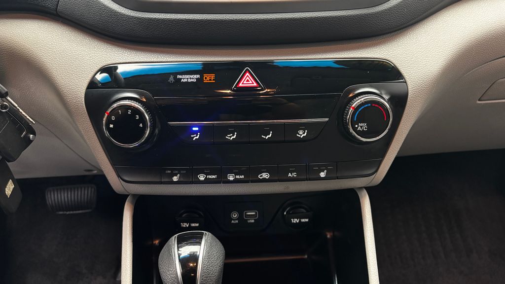 Thumbnail: 2018 Hyundai Tucson - 19