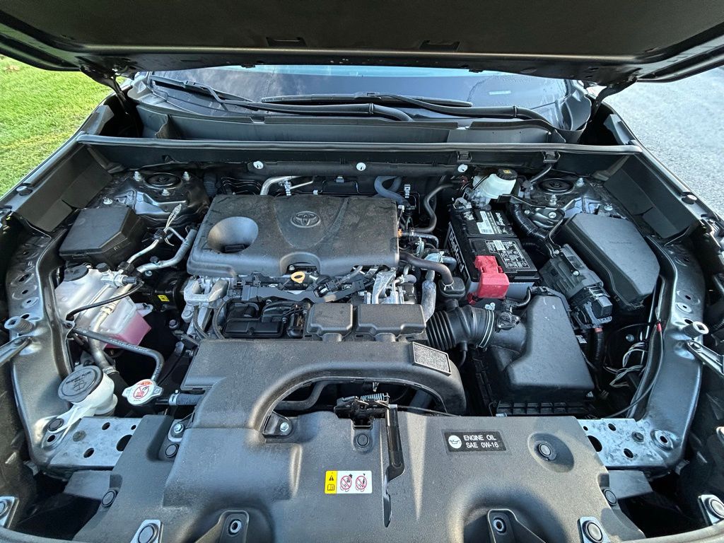Thumbnail: 2021 Toyota RAV4 - 11