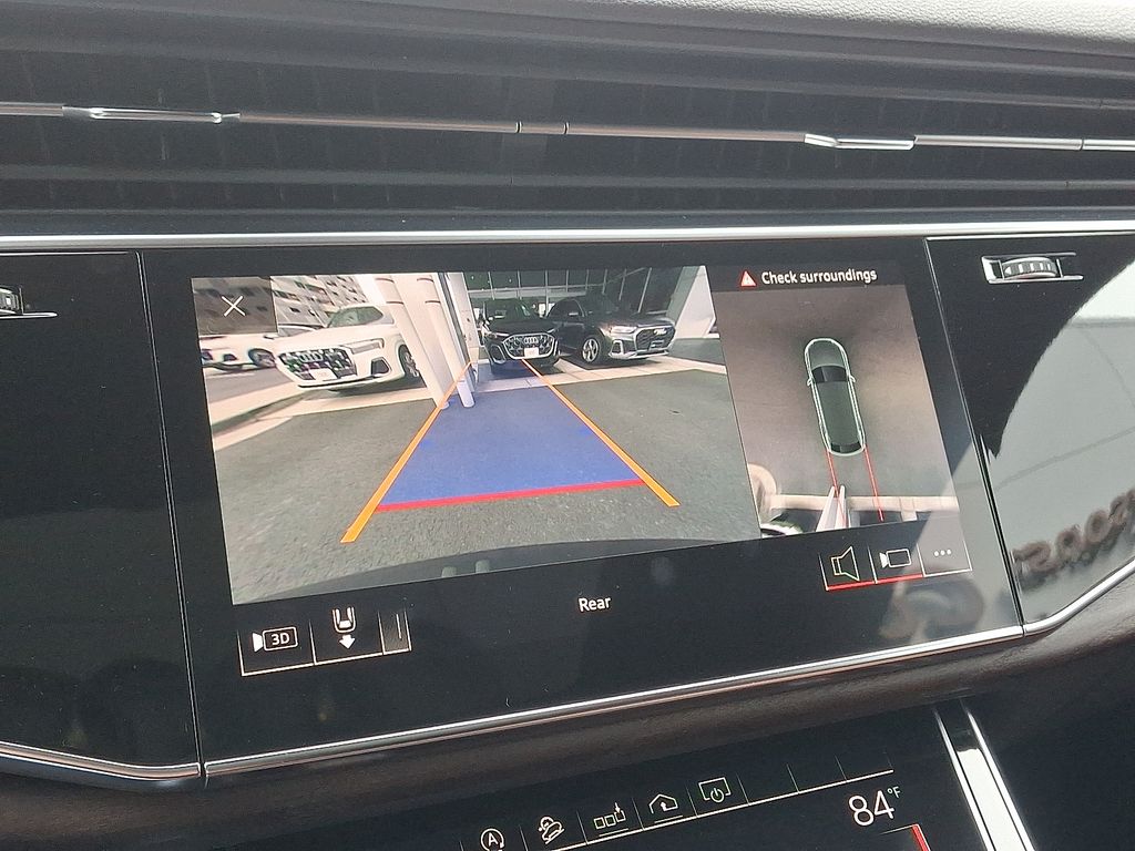 Thumbnail: 2020 Audi Q8 - 18