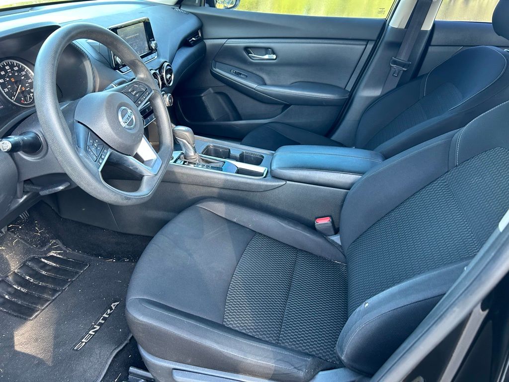Thumbnail: 2020 Nissan Sentra - 14