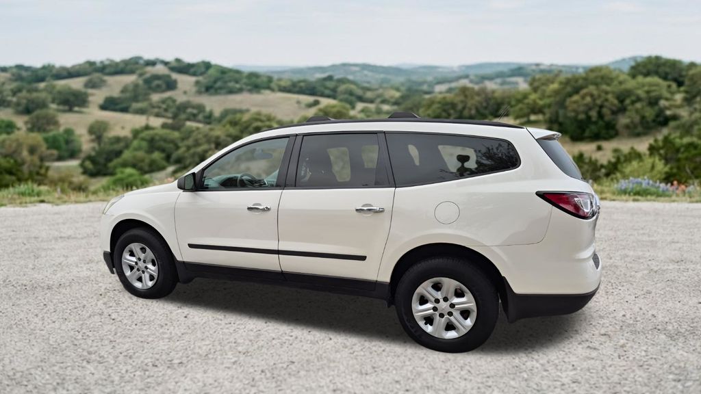 Used Car 2015 Chevrolet Traverse  Ls For Sale Under $10,000 In Austin, Texas