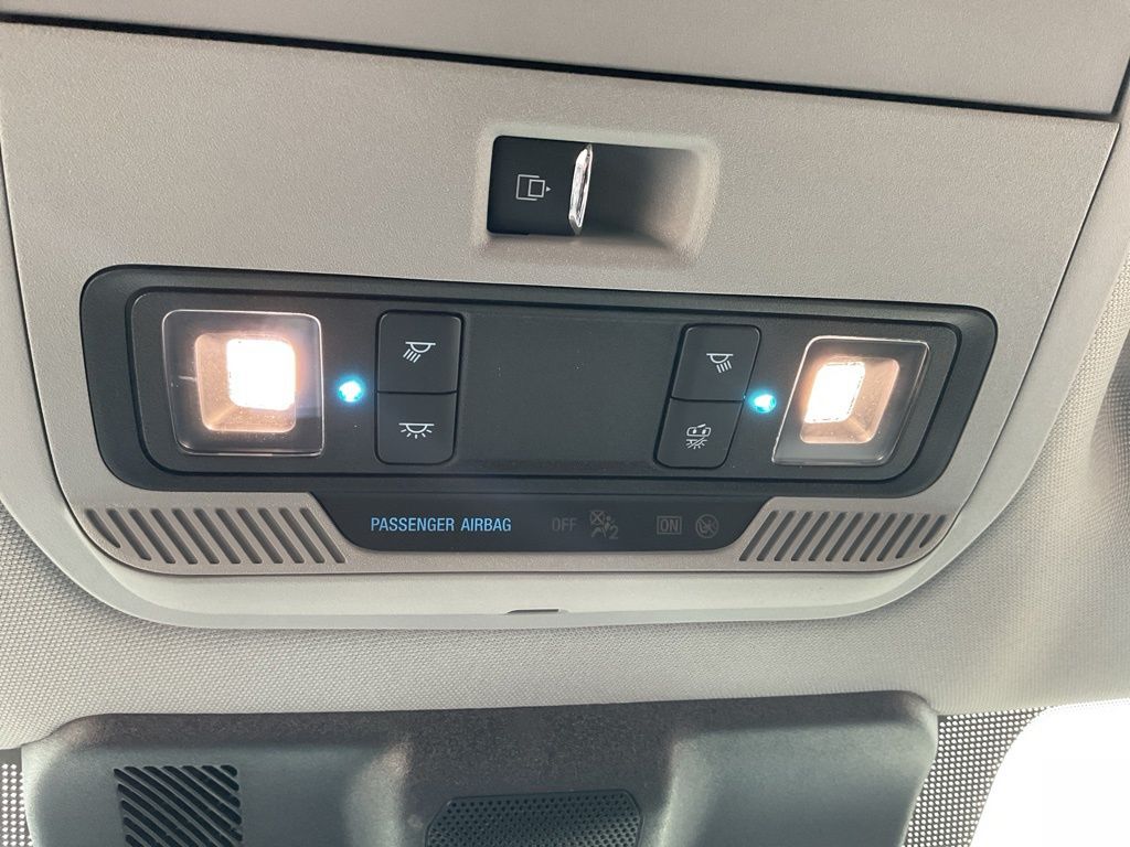 New 2025 Black Ford XLT image 19