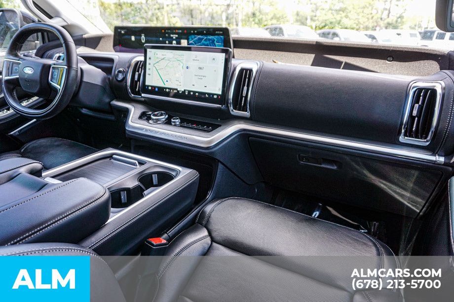 Used 2025 Black Ford Platinum image 27