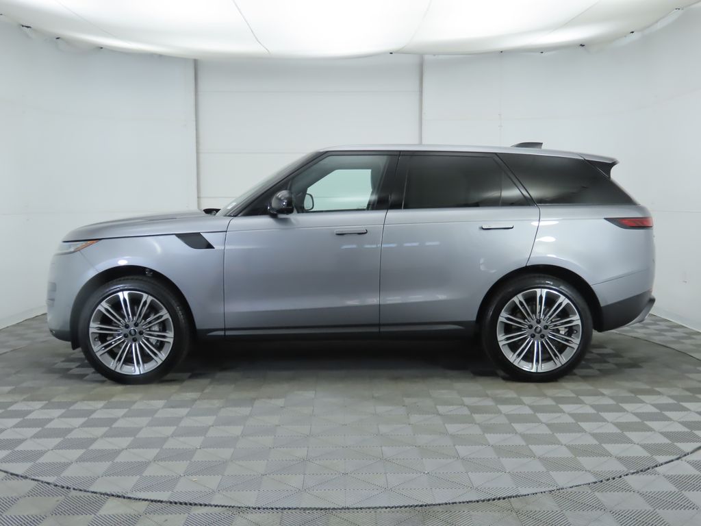 Thumbnail: 2025 Land Rover Range Rover Sport - 8