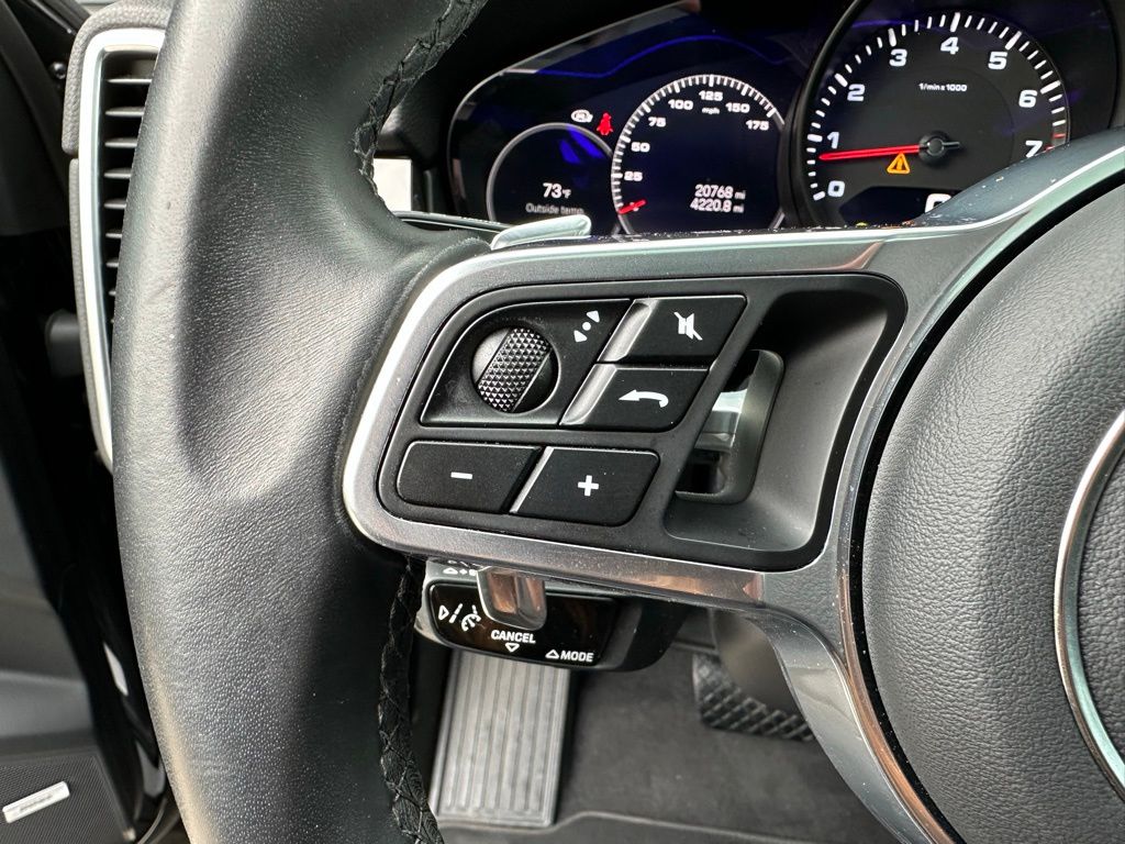 Thumbnail: 2023 Porsche  - 18