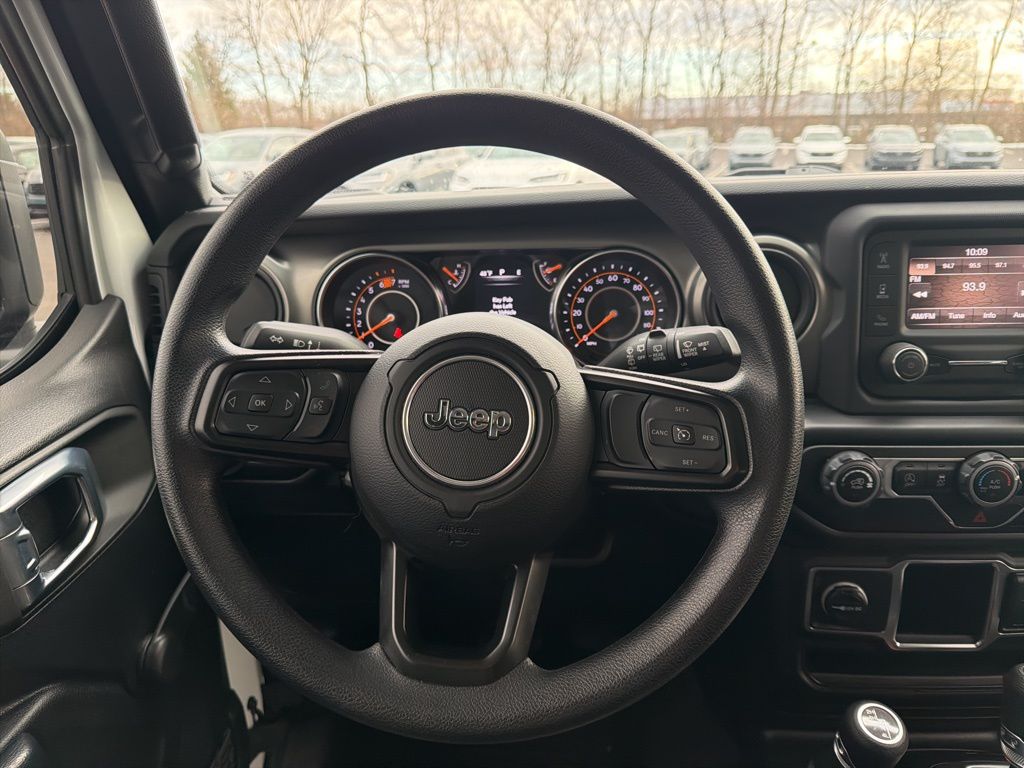 Thumbnail: 2021 Jeep Wrangler - 12