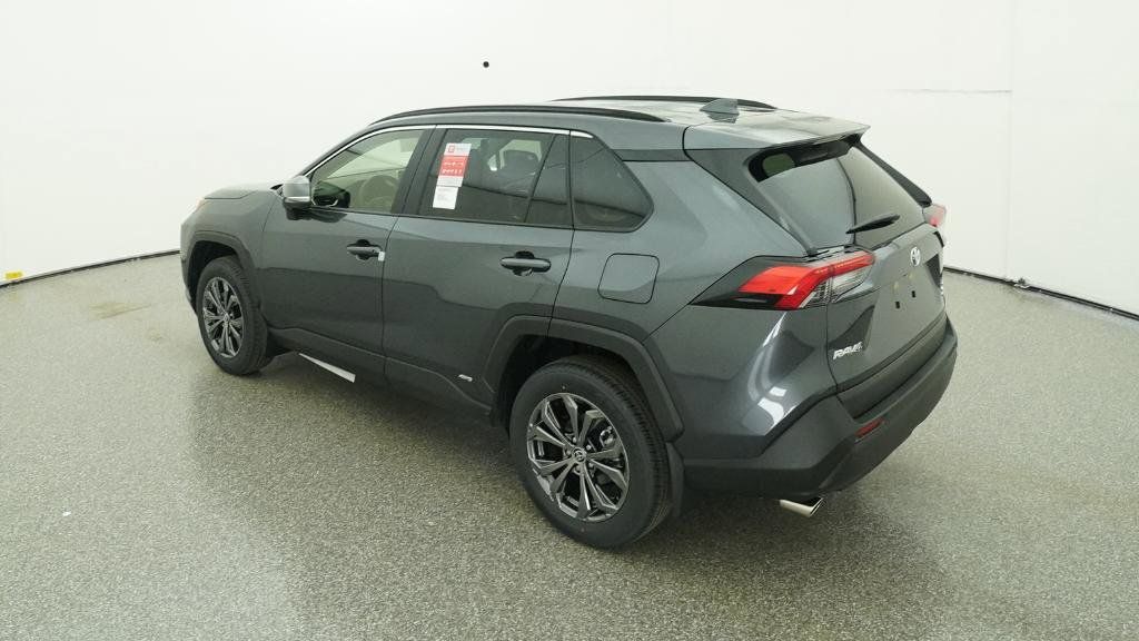 Thumbnail: 2025 Toyota RAV4 - 11