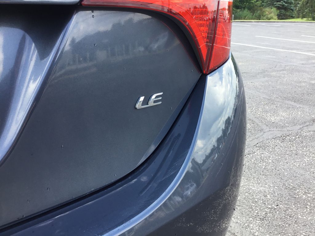 Thumbnail: 2014 Toyota Corolla - 9