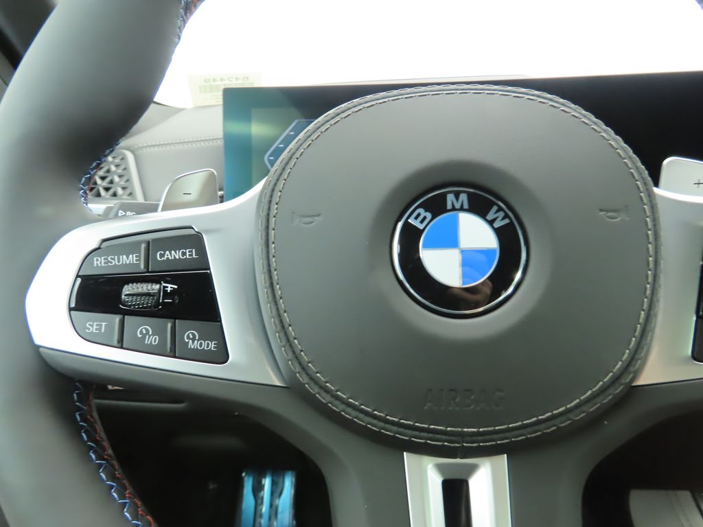 2025 BMW X5 M60i 11