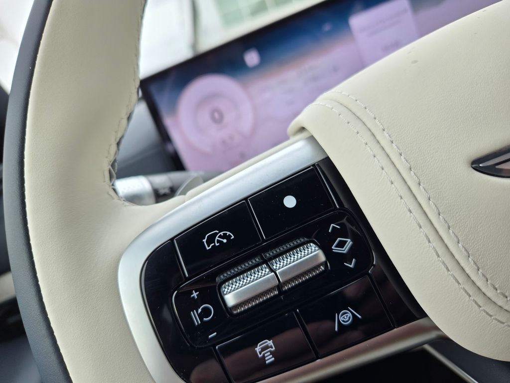 2025 Genesis GV80 3.5T 32