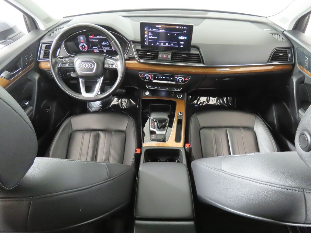 Thumbnail: 2022 Audi Q5 - 10