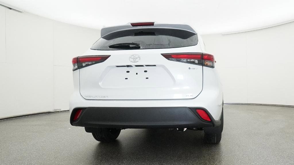 Thumbnail: 2025 Toyota Highlander - 5