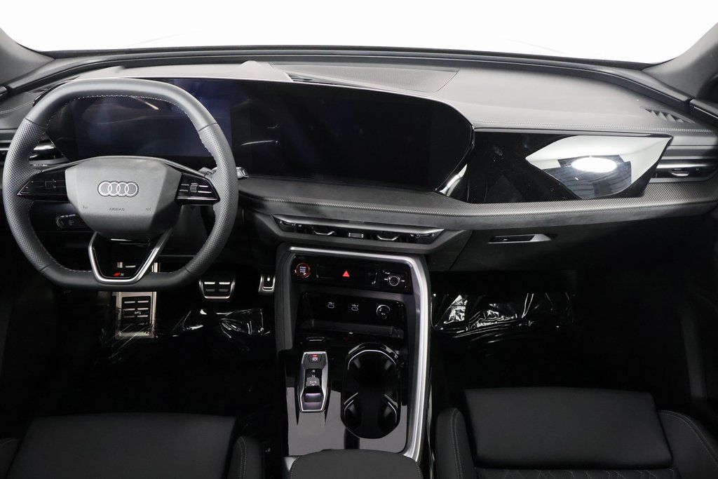 Thumbnail: 2026 Audi SQ5 - 4