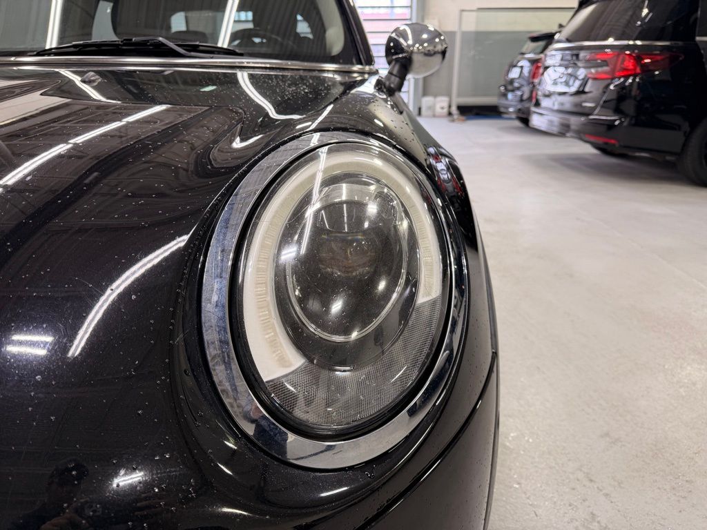 Thumbnail: 2018 MINI Cooper - 9