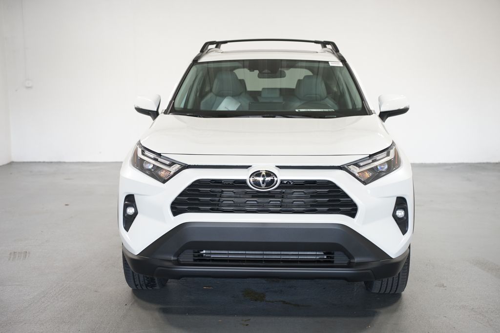 Thumbnail: 2025 Toyota RAV4 - 2