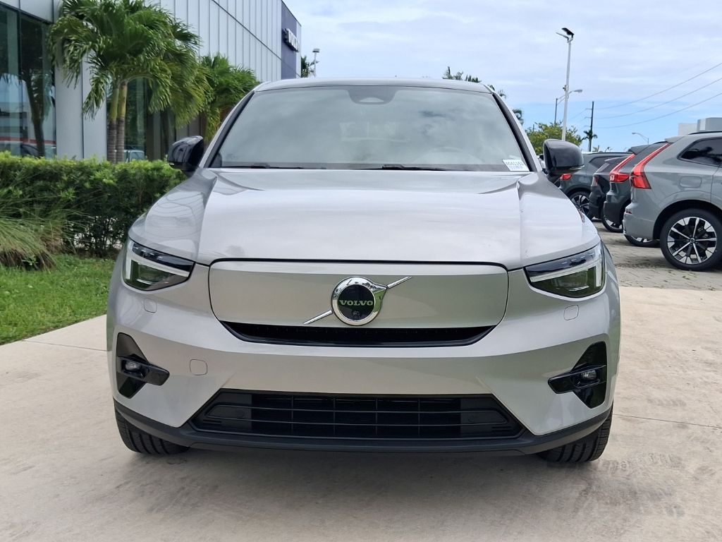 Used 2023 Volvo C40 Ultimate with VIN YV4ED3GM4P2041151 for sale in Miami, FL