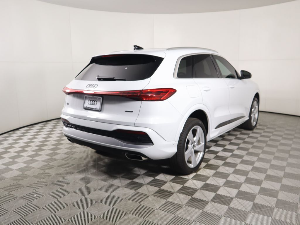 Thumbnail: 2025 Audi Q5 - 5