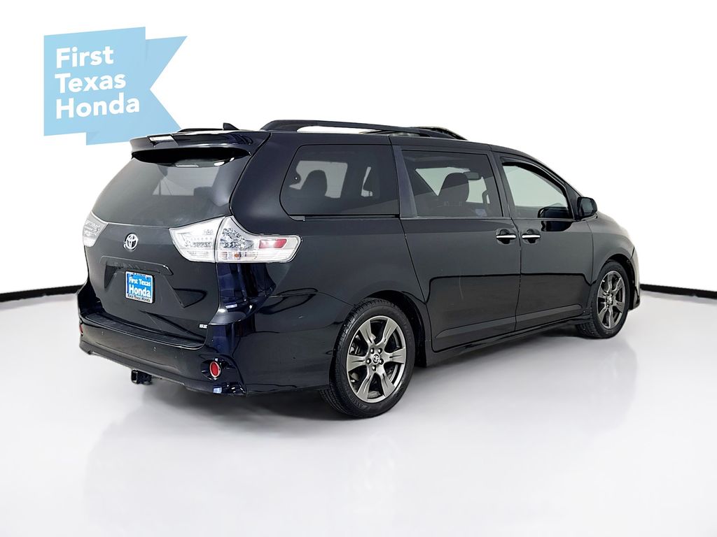 Used Car 2020 Toyota Sienna  For Sale Under $30,000 In Austin, Texas