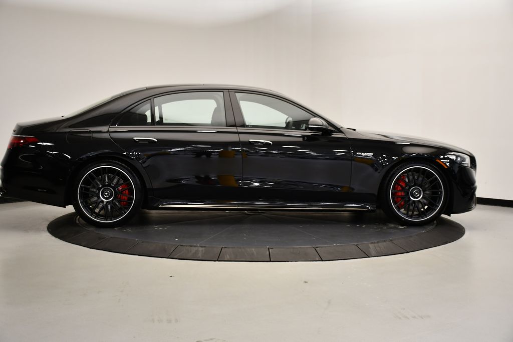 Thumbnail: 2026 Mercedes-Benz S-Class - 5