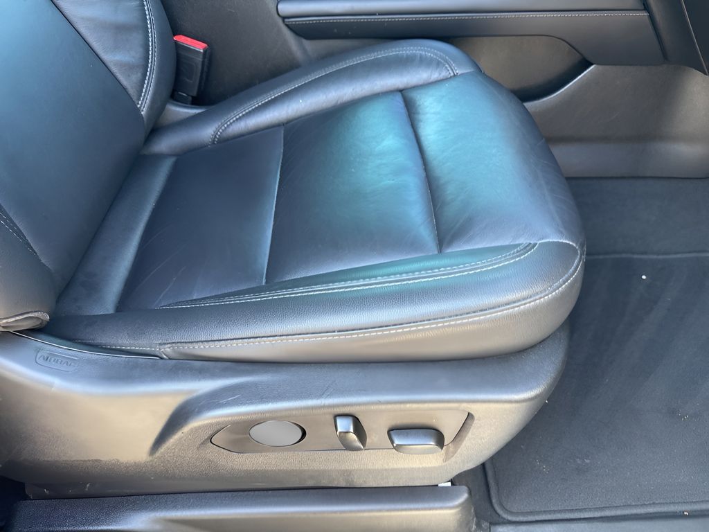 Used Car 2021 Chevrolet Tahoe  Lt For Sale Under $35,000 In Austin, Texas