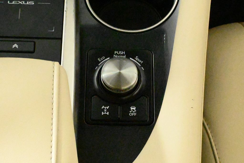 2022 Lexus RX 350L 26