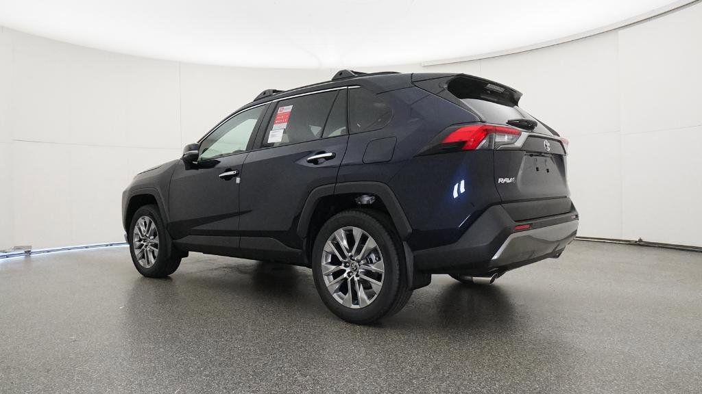 Thumbnail: 2025 Toyota RAV4 - 18