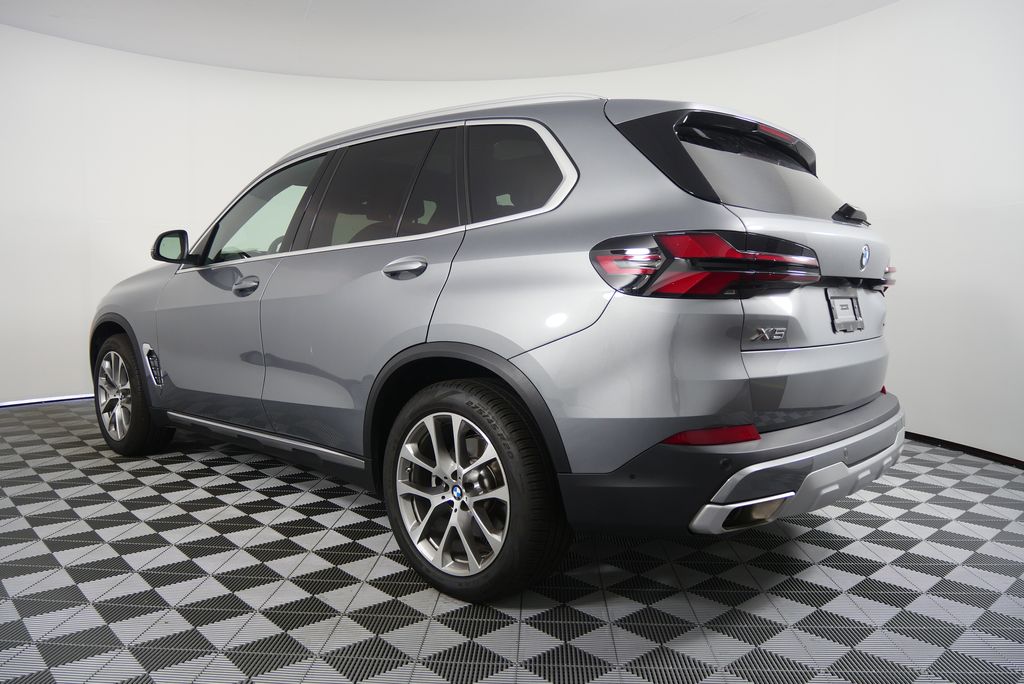 Thumbnail: 2025 BMW X5 - 5