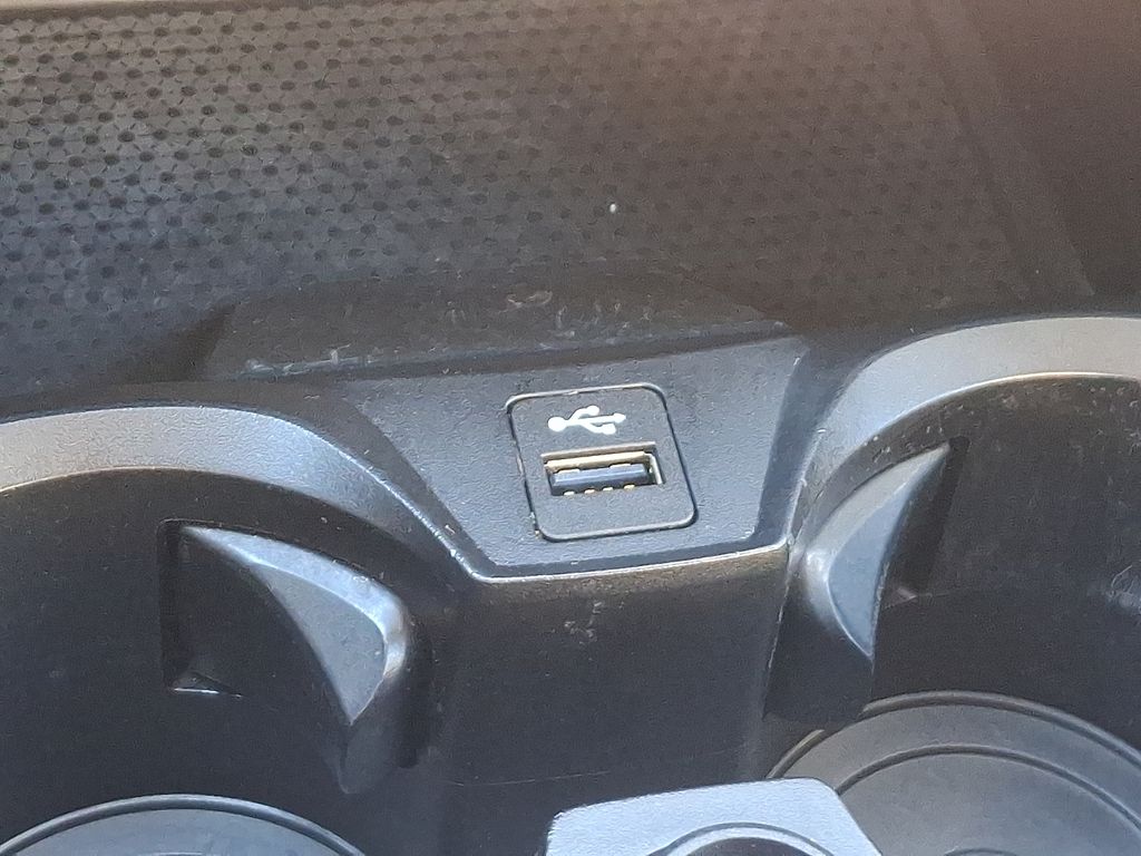 Thumbnail: 2021 BMW 3 Series - 26