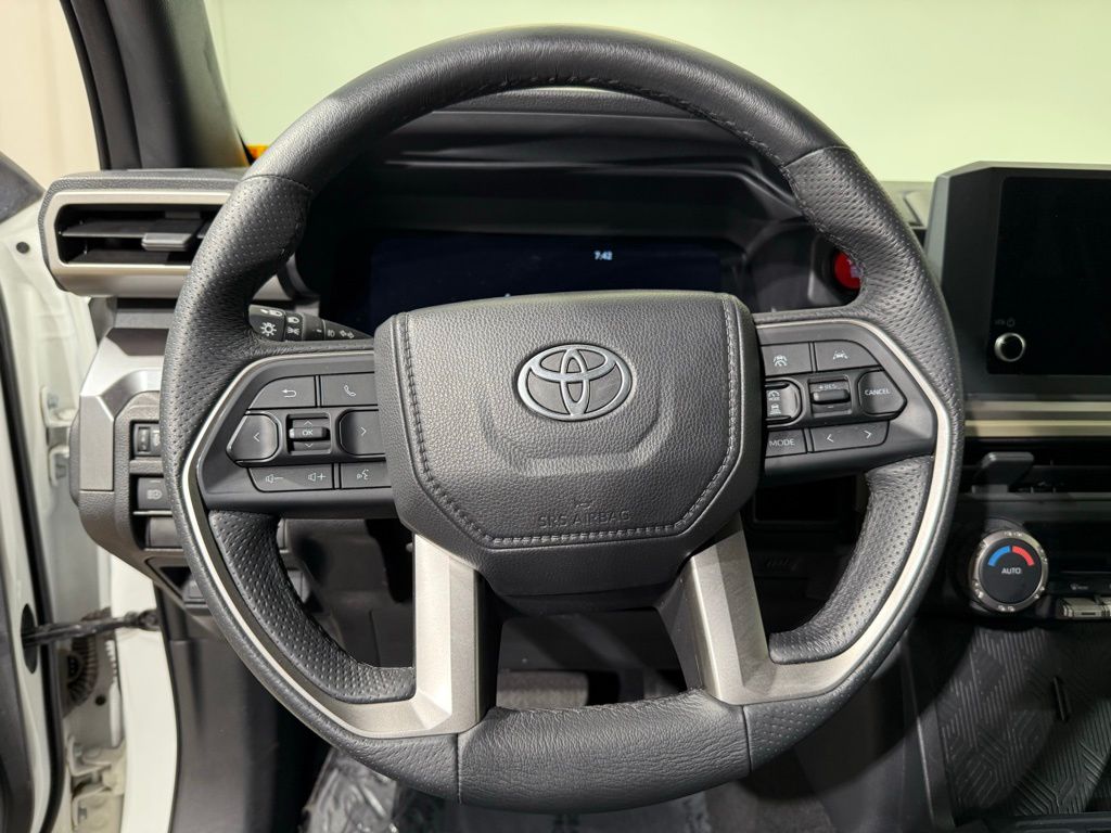 Thumbnail: 2025 Toyota Tacoma - 20