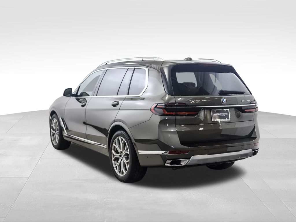 Thumbnail: 2026 BMW X7 - 3
