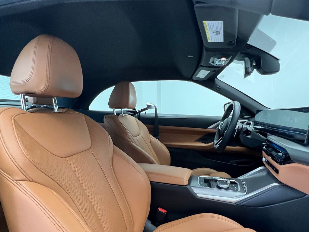 2025 BMW 4 Series M440i 11
