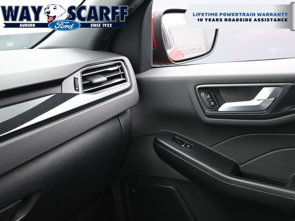 2025 Ford Escape ST-Line Elite