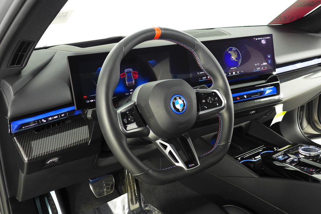 Thumbnail: 2024 BMW i5 - 31