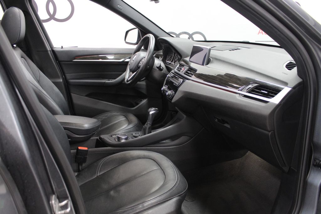 Thumbnail: 2018 BMW X1 - 23