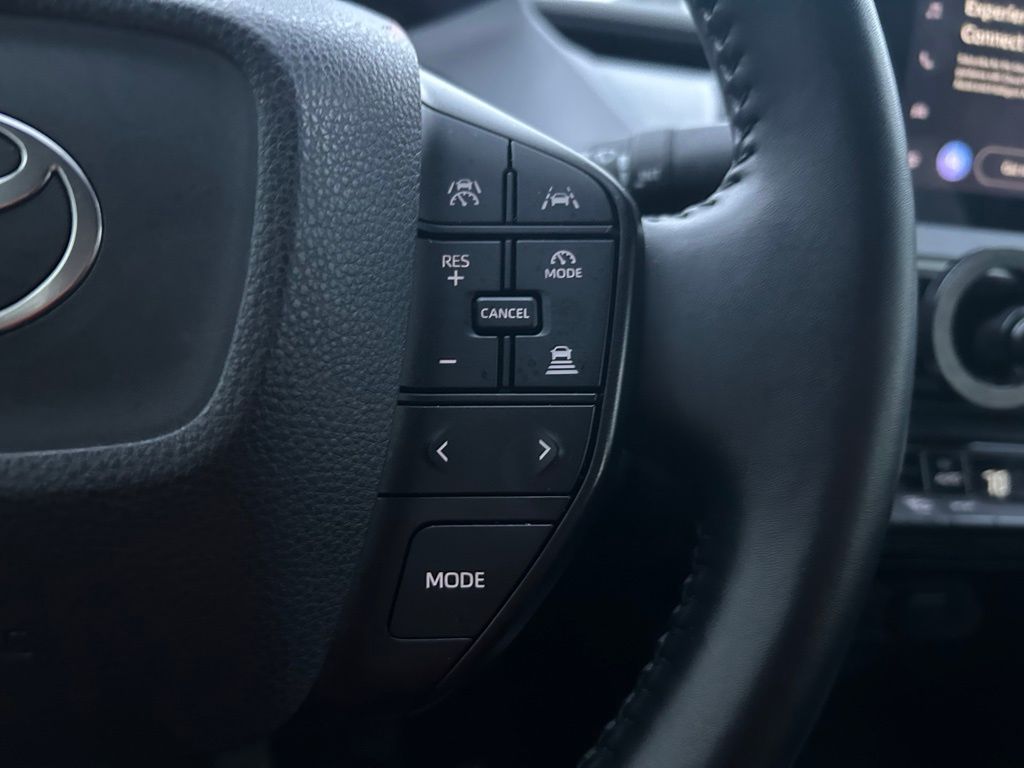 Thumbnail: 2024 Toyota Prius - 18