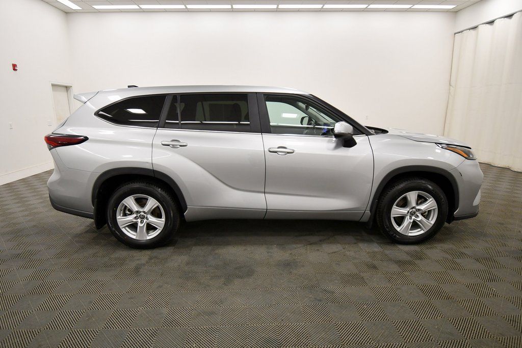 Used 2024 Toyota Highlander SUV
