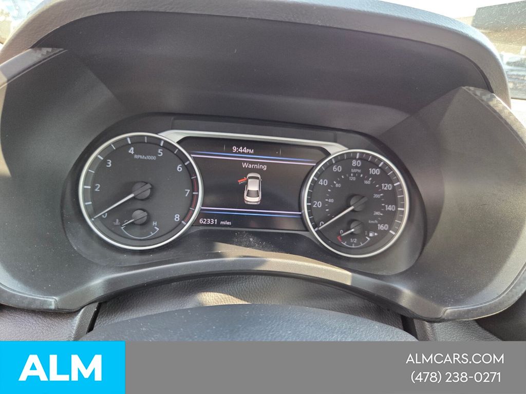 Used 2024 White Nissan SV image 30