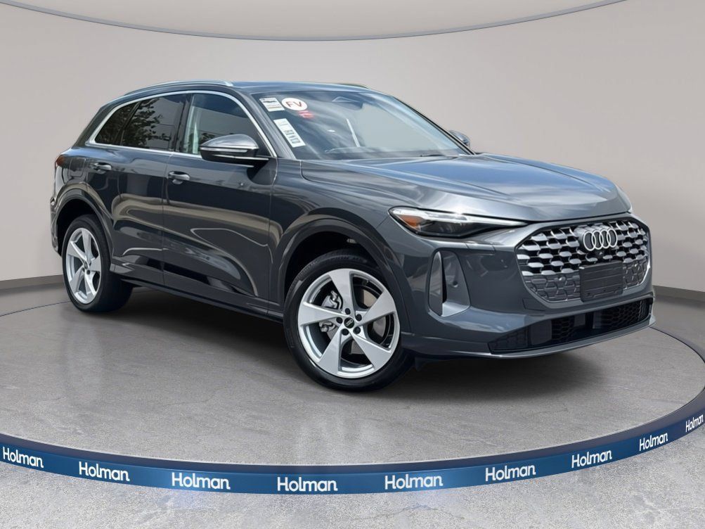 Used 2025 Gray Audi 2.0T Premium Plus image 5