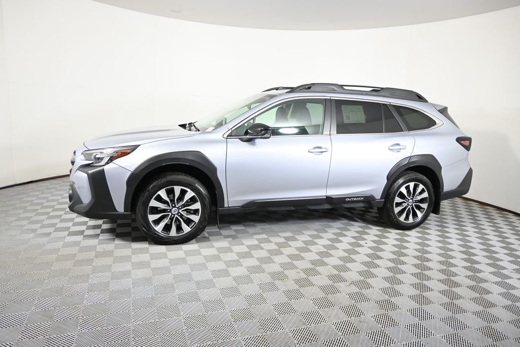 Used 2024 Subaru Outback Limited with VIN 4S4BTANC0R3297514 for sale in Forest Lake, Minnesota