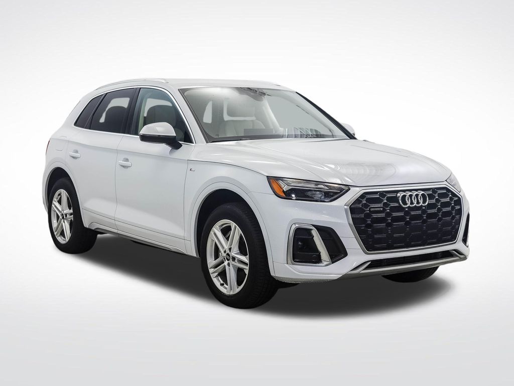 Thumbnail: 2023 Audi Q5 - 7