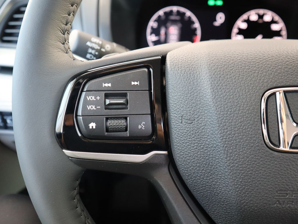 Thumbnail: 2026 Honda Odyssey - 11