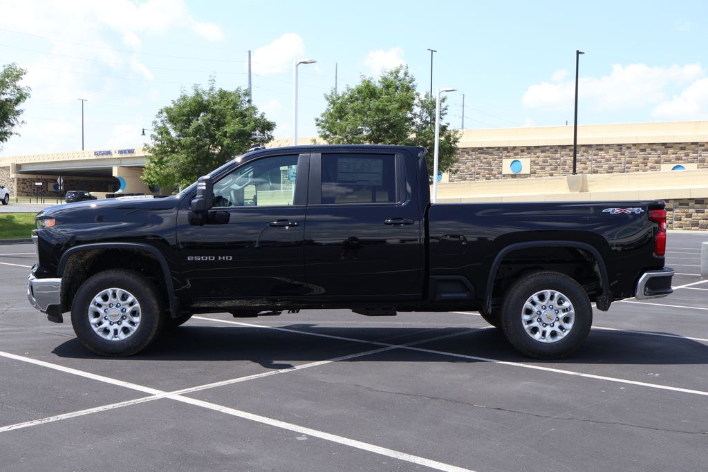 Thumbnail: 2025 Chevrolet Silverado 2500 - 4
