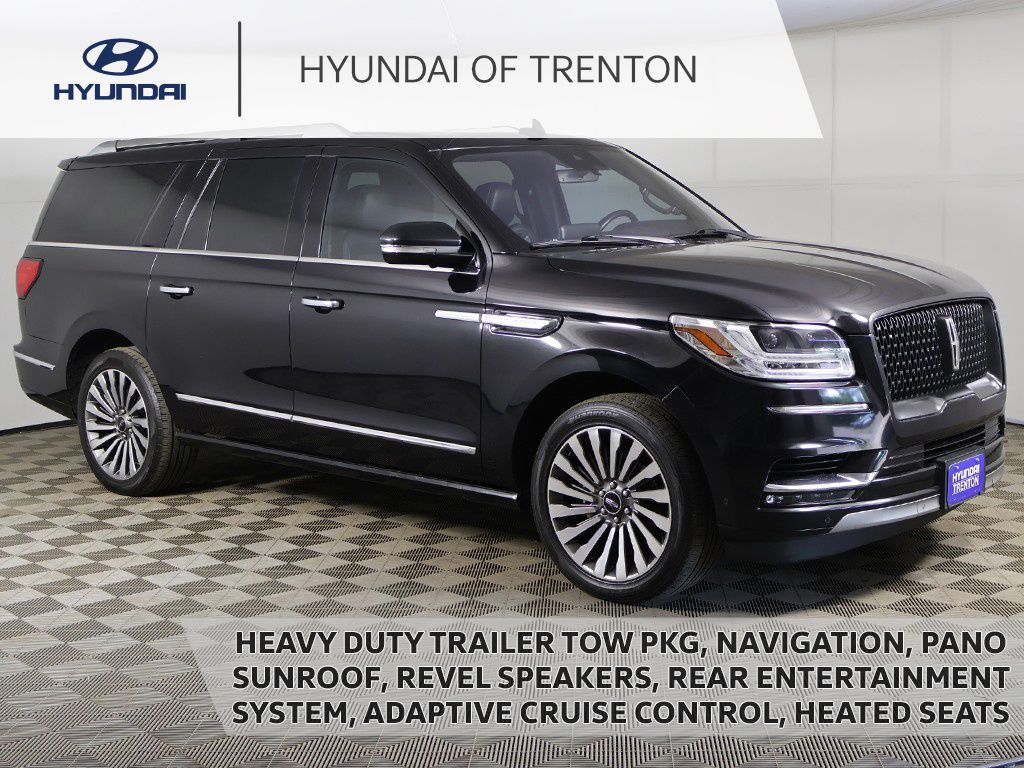 Infinite Black Metallic 2019 Lincoln Navigator SUV / Crossover Four-Wheel Drive Automatic