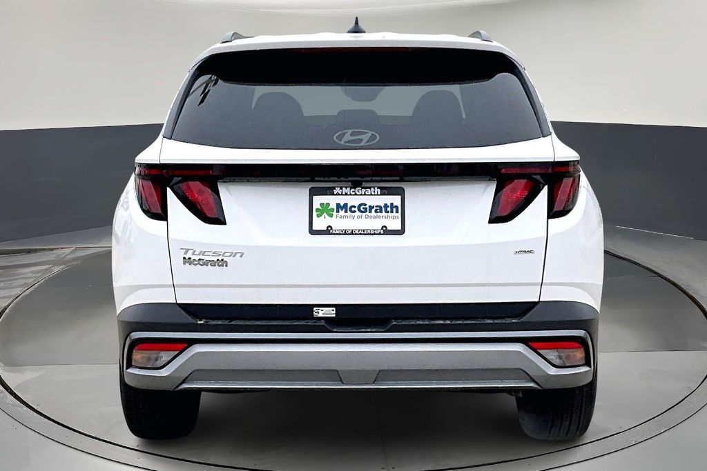 New 2026 White Hyundai SEL image 4