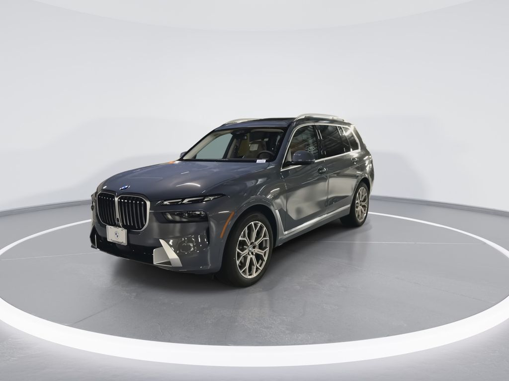 Thumbnail: 2026 BMW X7 - 4