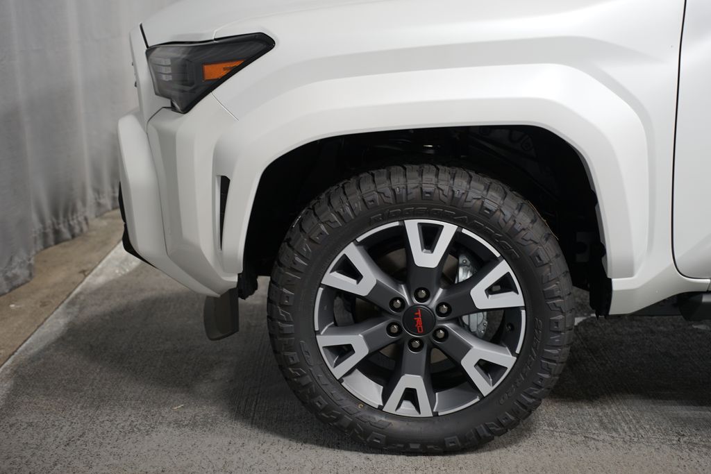 Thumbnail: 2025 Toyota 4Runner - 5