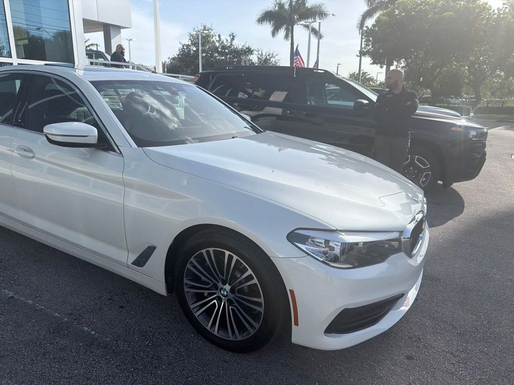 Used 2019 White Metallic BMW 540i xDrive image 14