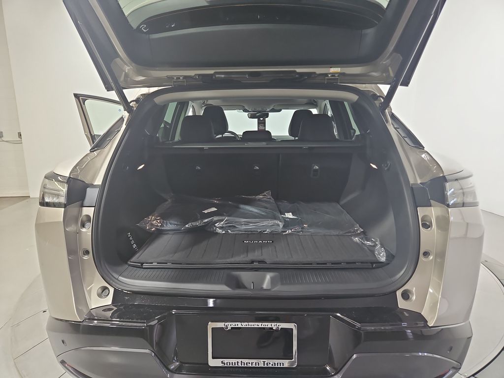 New 2026 Gray Nissan Platinum image 22